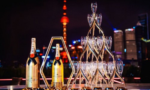 与传奇共欢庆 酩悦香槟携手罗杰·费德勒 开启年度网坛盛事