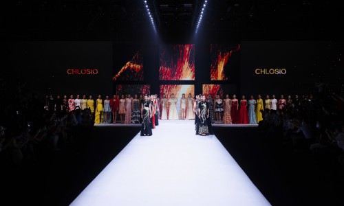 THERUNWAY时装周|CHLOSIO克劳西秀场直击：新奢华主义风格的极致表达