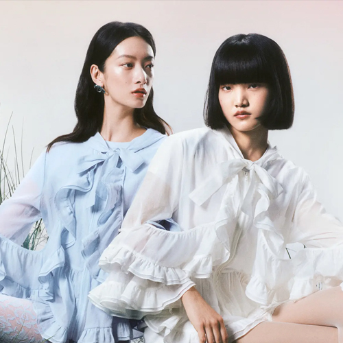 维多利亚的秘密携手中国时装设计师SUSAN FANG 带来全新联名<b class=